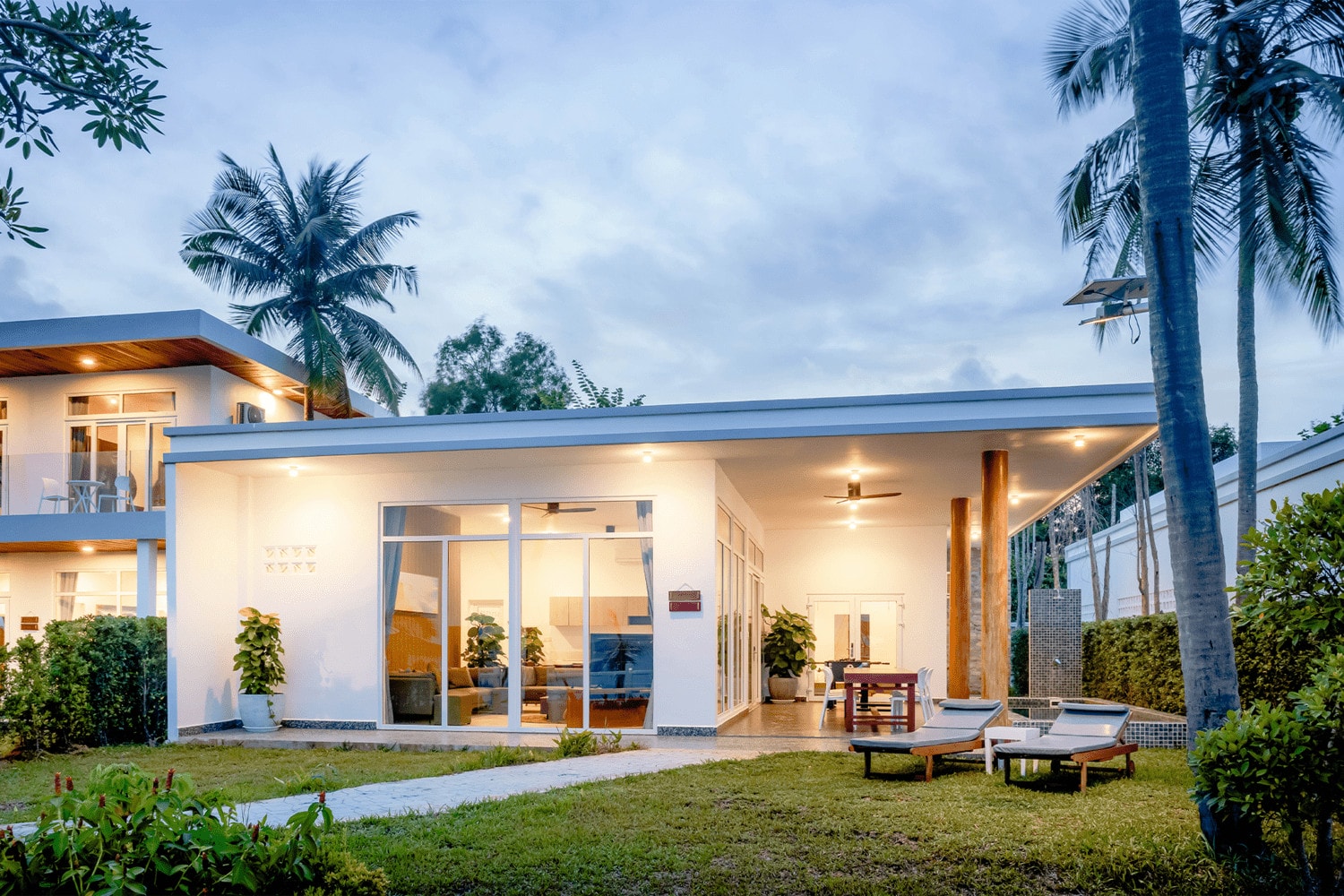 Tycoon Villa - Koh Apikjun Resort