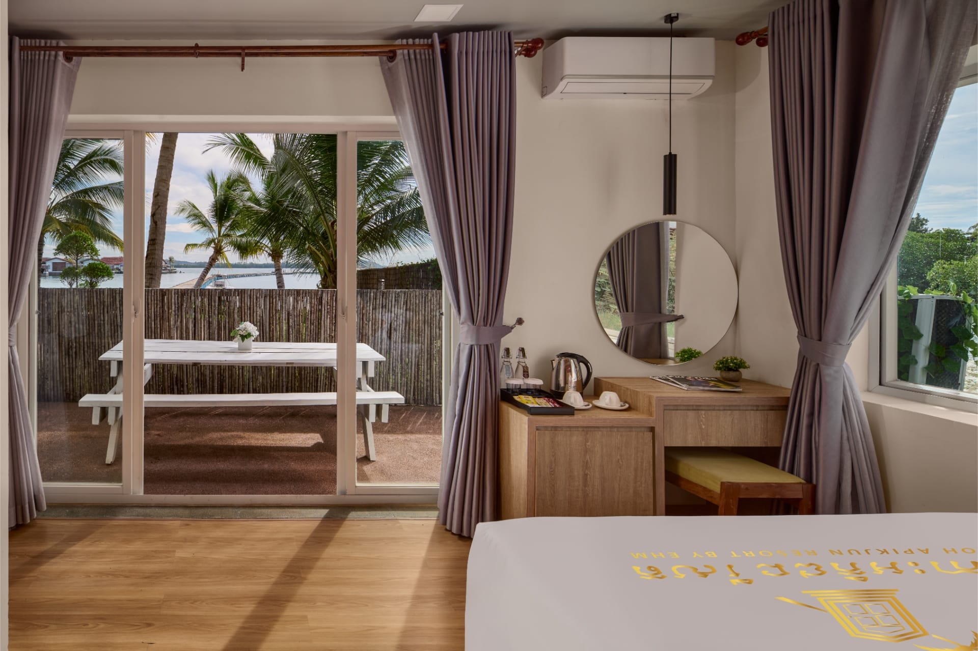 Deluxe Double Room - Koh Apikjun Resort by EHM